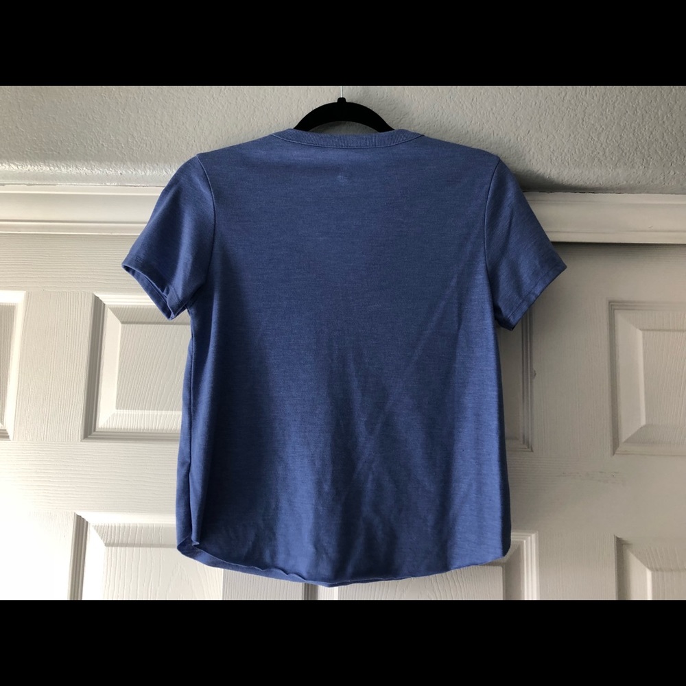 blouse - Picture 2 of 2